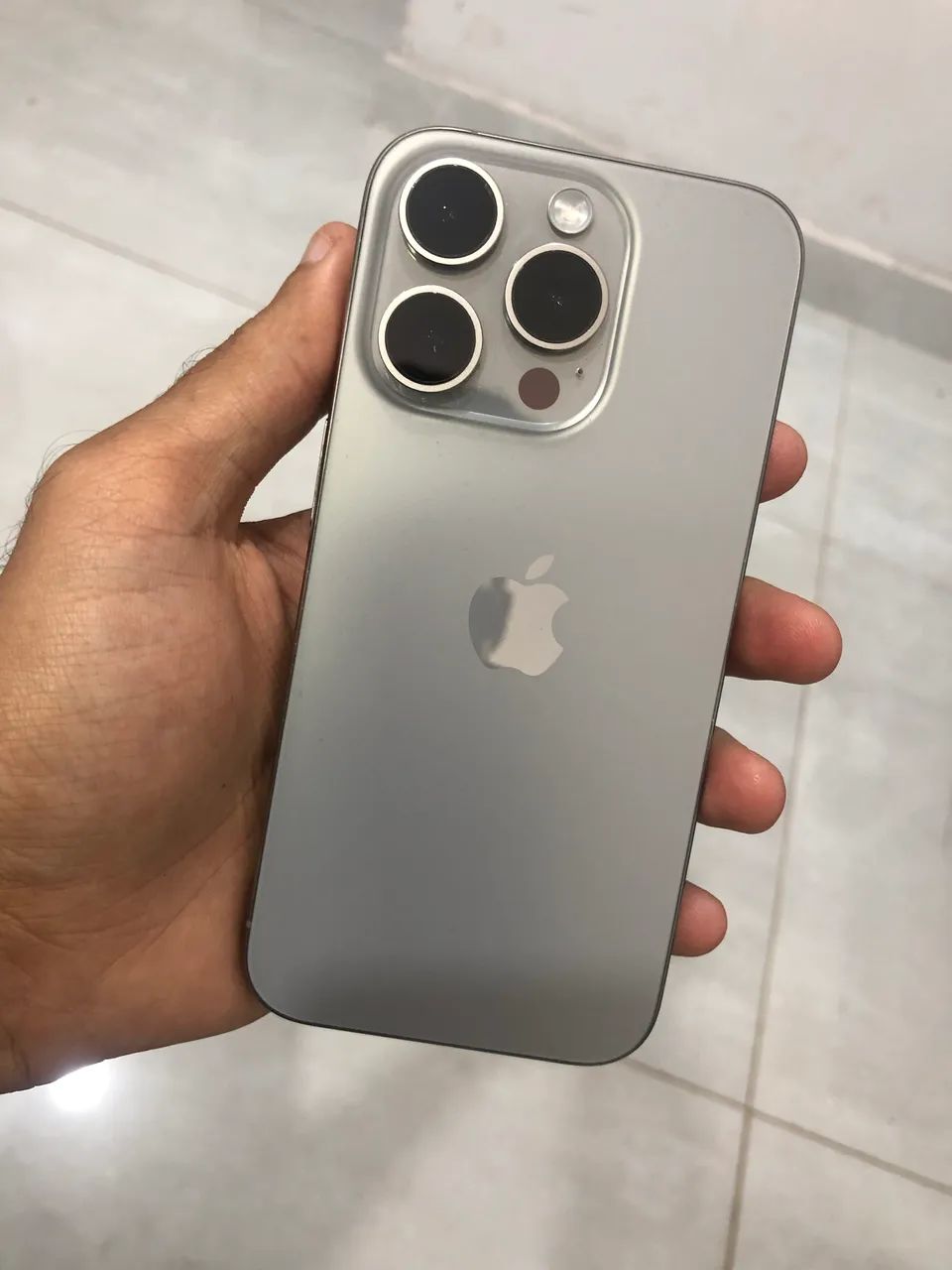 iPhone 15 PRO  - Foto 2