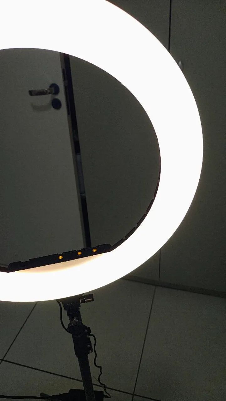 Tripé com luz  - Foto 4