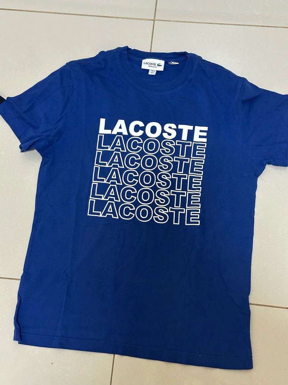 Camiseta Lacoste azul em perfeito estado P - Foto 3