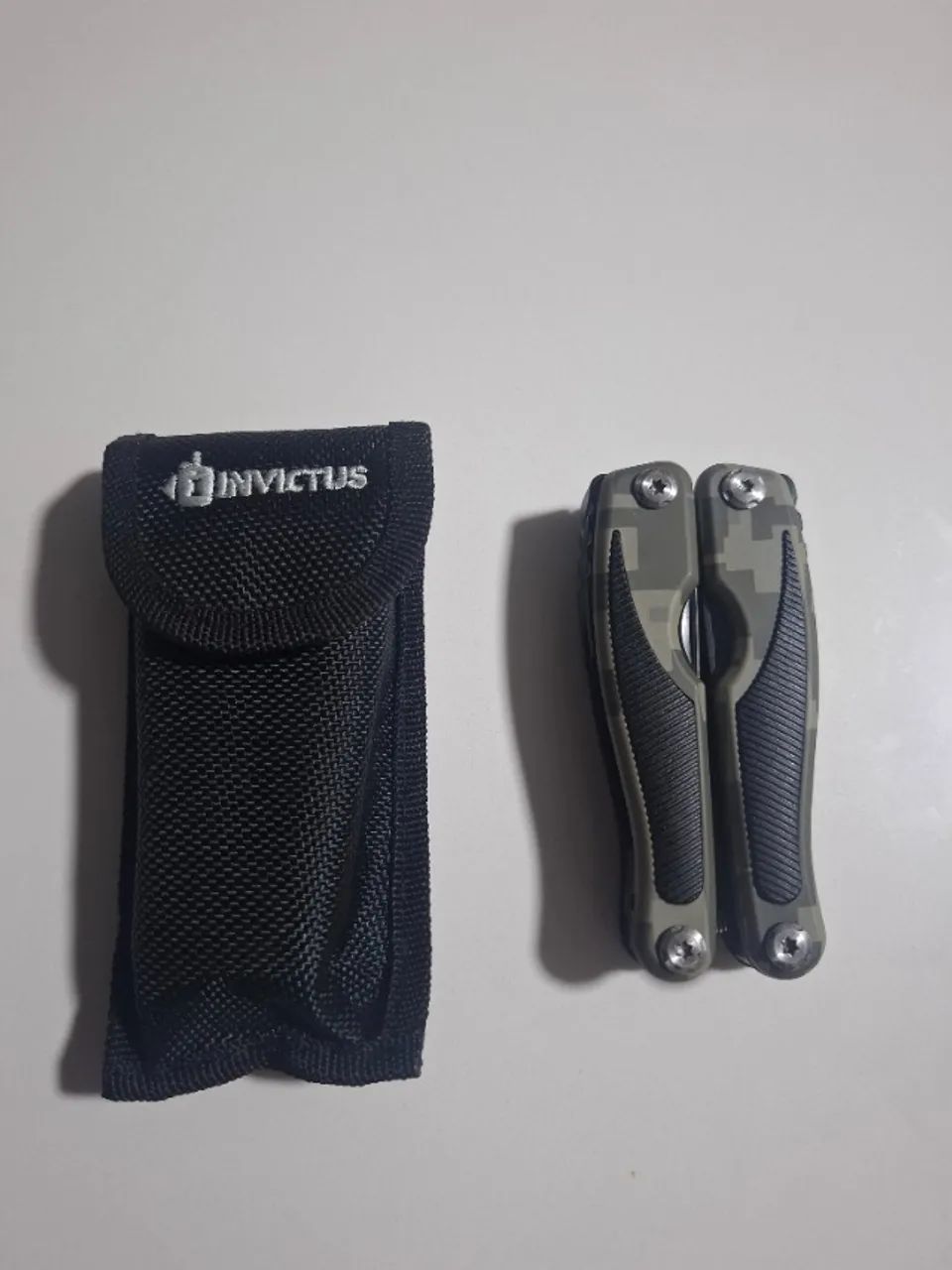 Alicate tático Invictus 