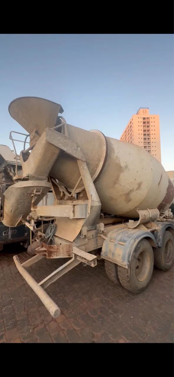 Implemento  - Foto 2