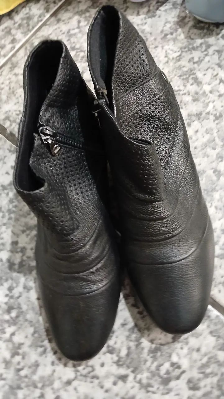 Bota cano curto dakota 37