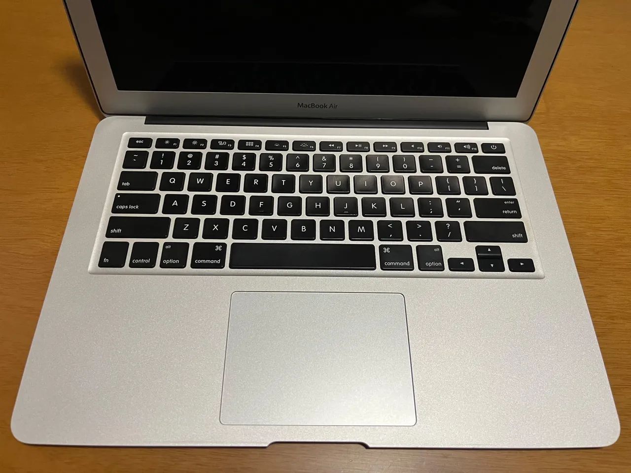 MacBook Air 13? 2015 | i5 | 8GB RAM | SSD 128GB | Muito Novo