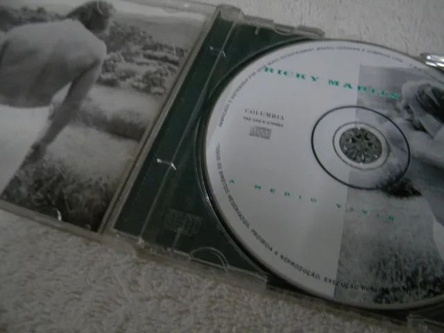 Cd Rick Martin A Medio Vivir (Original). - Foto 3