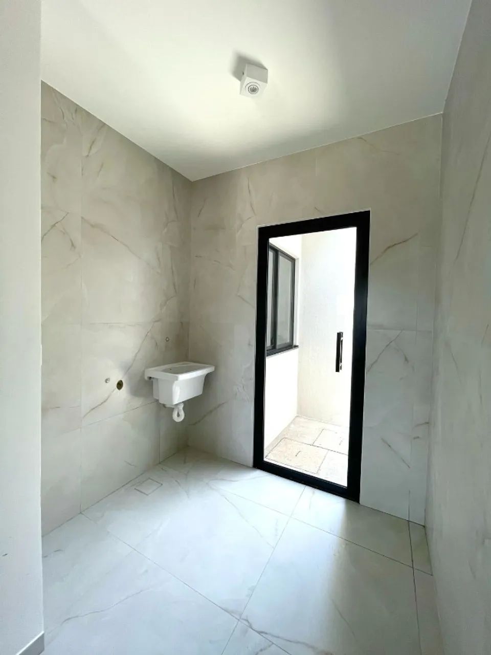 Casa com três quartos sendo dois  suítes no Eusébio - 90m² - Foto 3