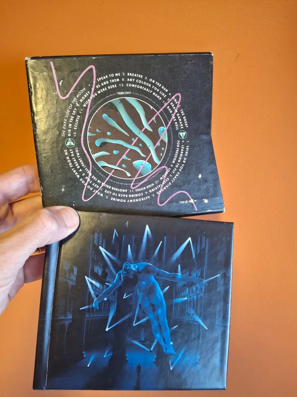 Pink Floyd - P·U·L·S·E, 2 CDs, edição original de 1995 (capa dura) - Foto 3