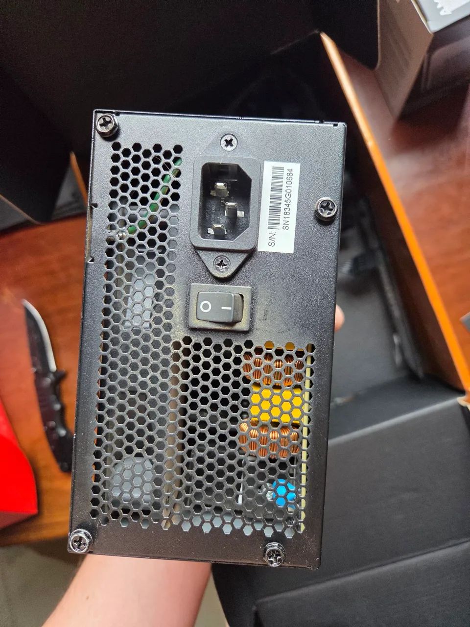 Fonte Gigabyte B700H 700W 80 Plus Bronze Semi-Modular - Foto 4