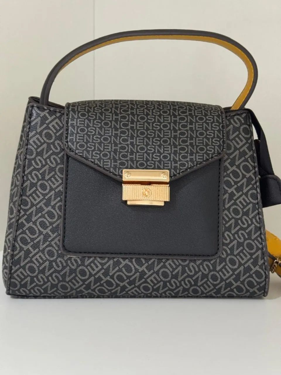 Bolsa de mão com Inscrições Chenson - Foto 4