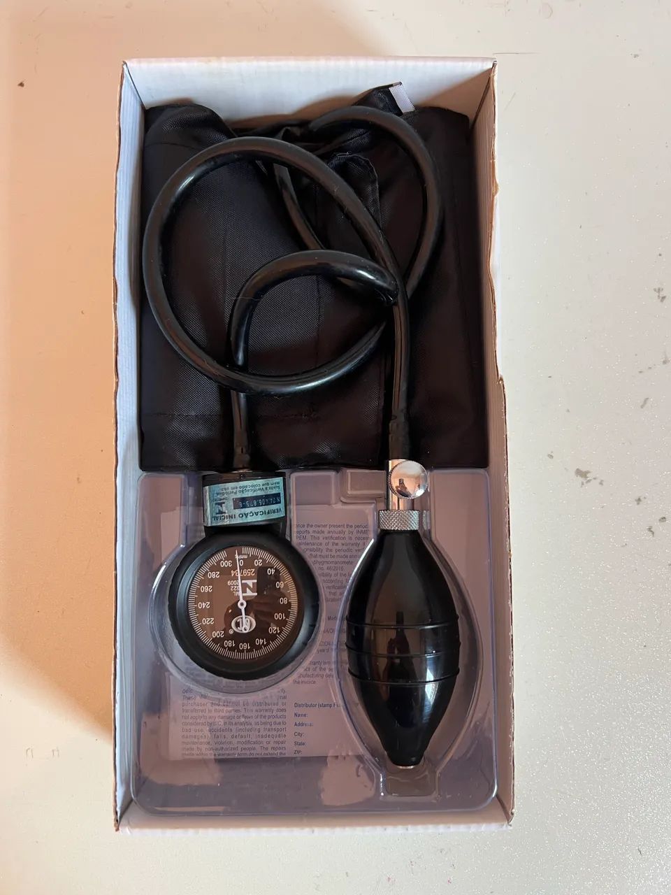 Vendo Esfigmomanômetro novo  - Foto 2