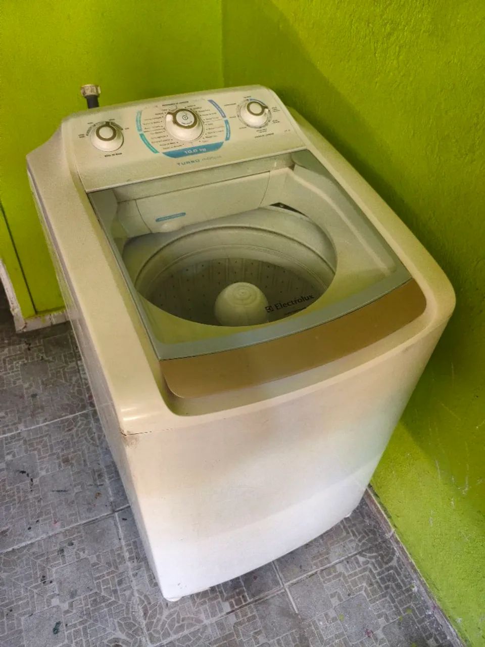 Máquina de lavar 10k Eletrolux 