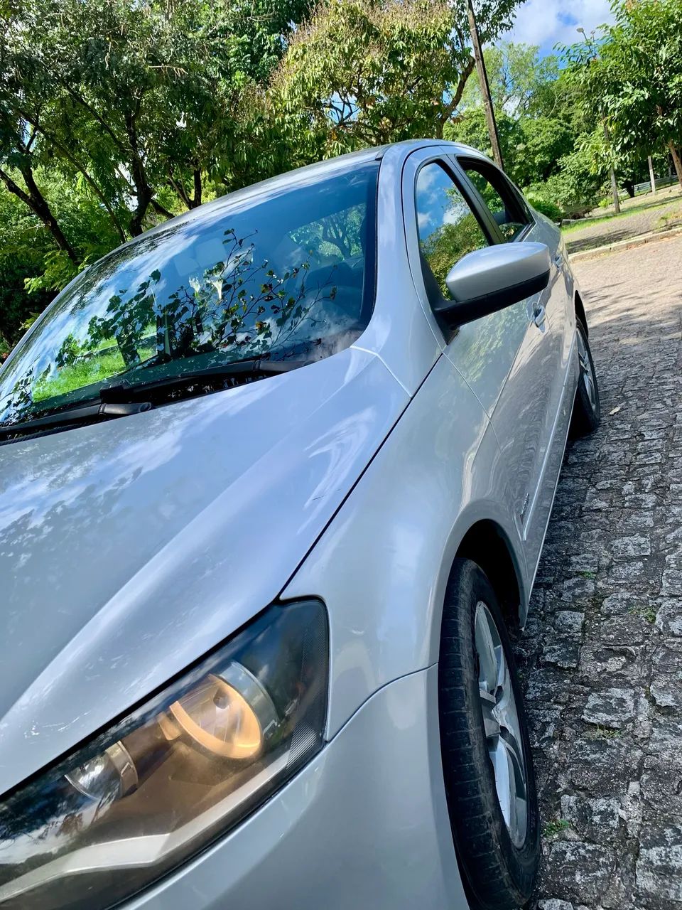 Volkswagen Voyage 2014