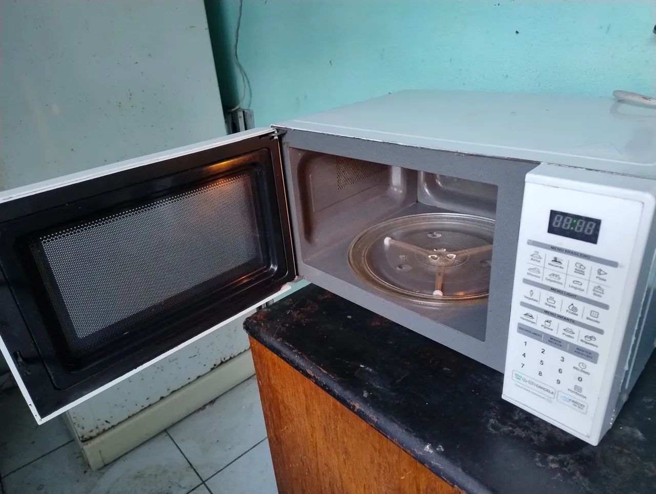 Microondas Lg 30 Litros  - Foto 3