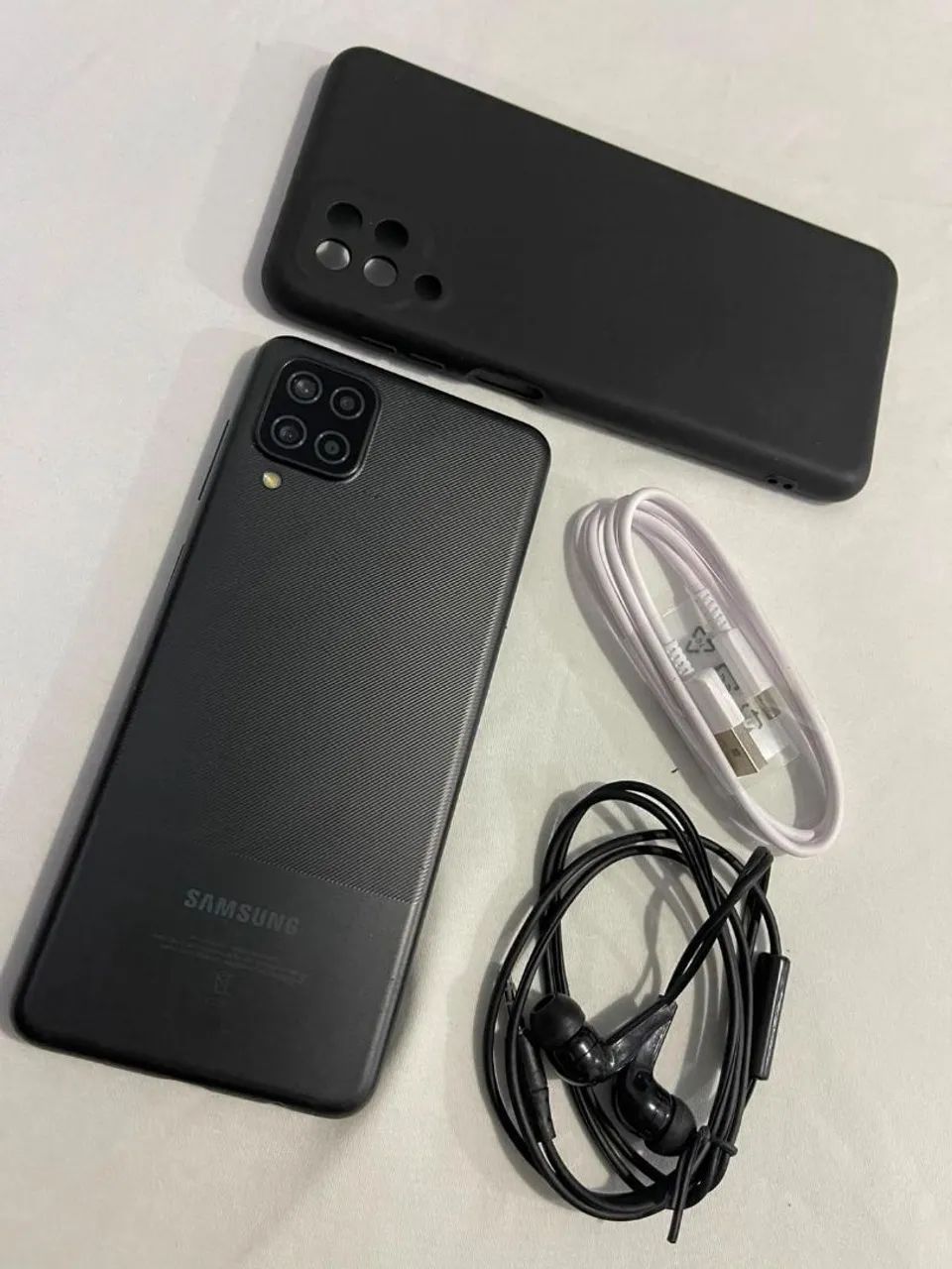 Samsung Galaxy a12 top