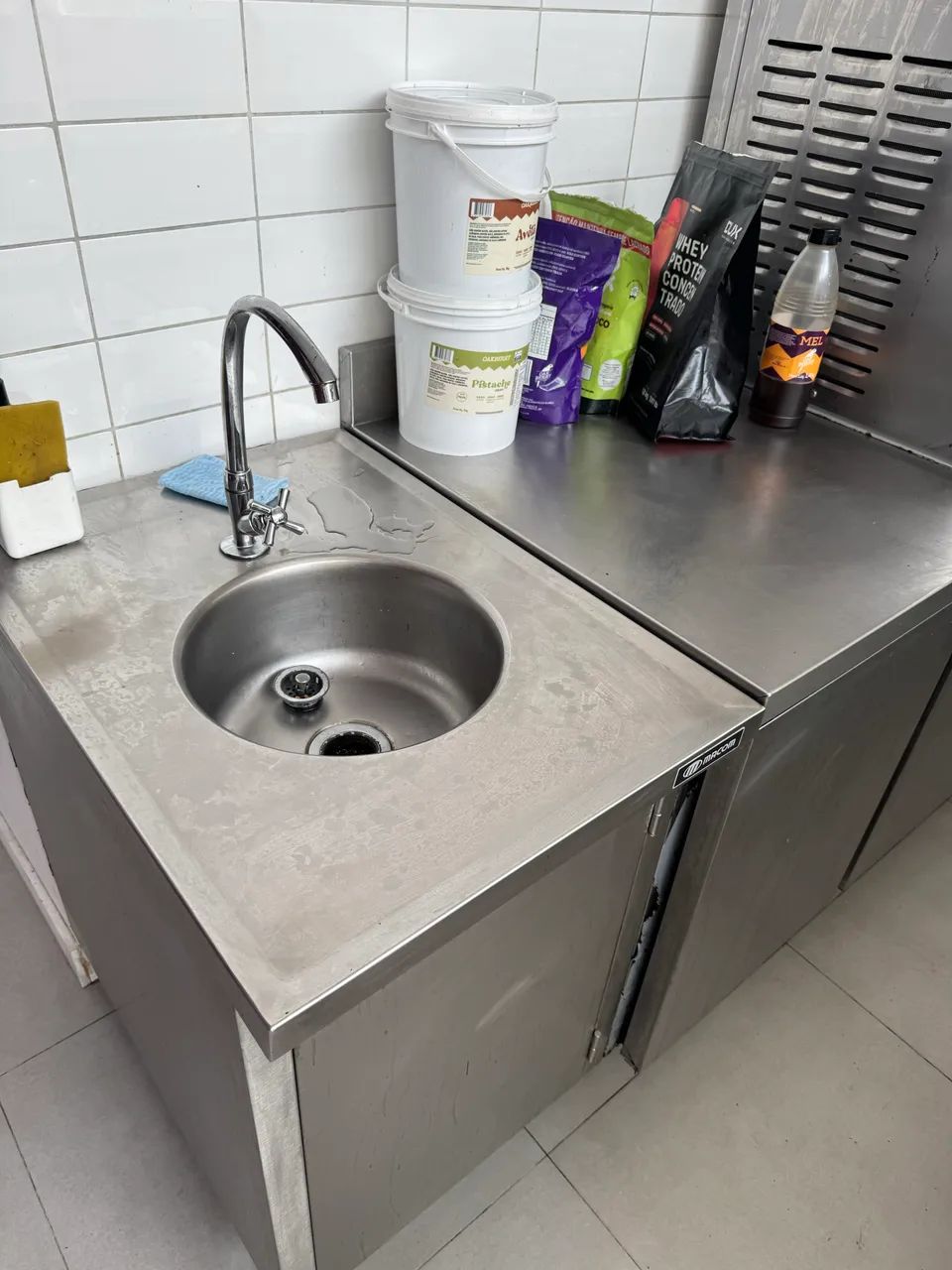 Cuba com armário MACOM de INOX - Foto 4