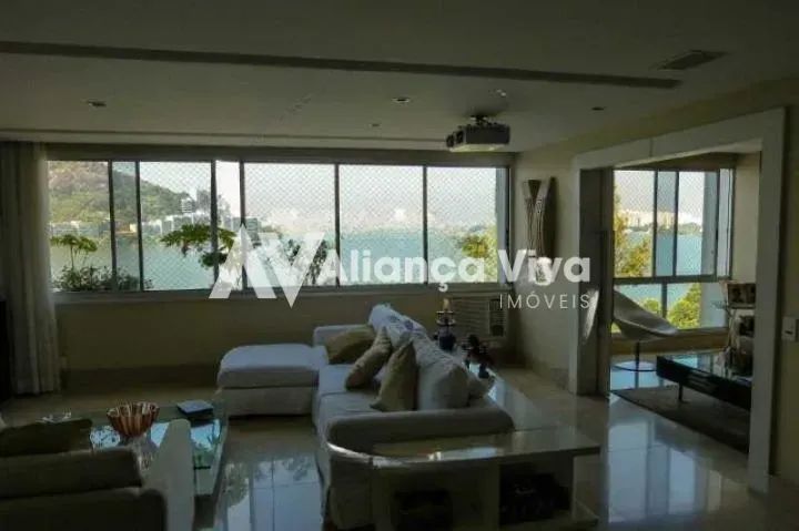 Sofisticado apartamento com 4 quartos, 168 m², vista frontal Lagoa