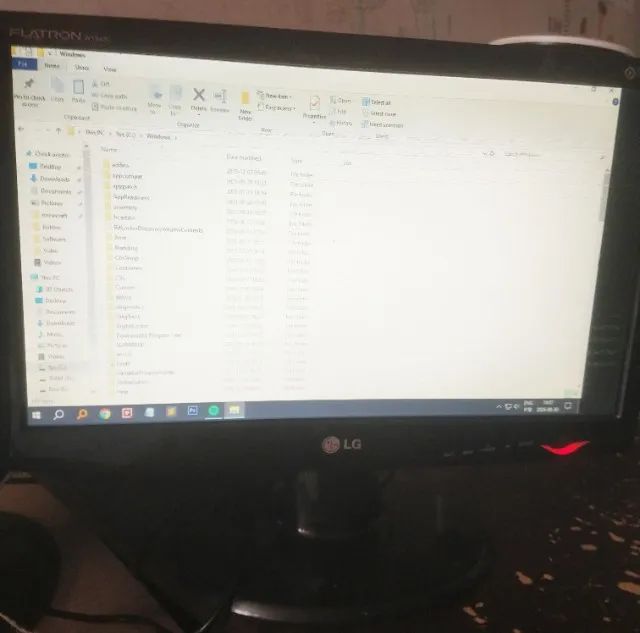 Monitor LG W1943C-PFV 19 polegadas