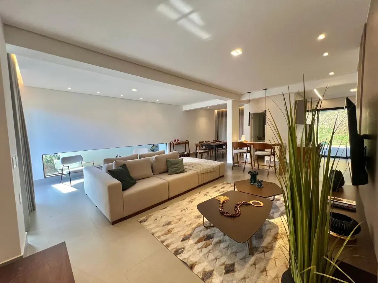 Casa em condomínio mobiliada com 3 quartos e 2 vagas - Foto 2