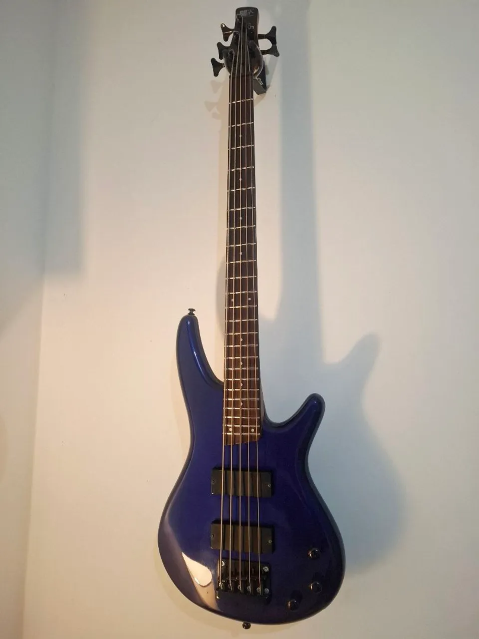 Baixo Elétrico 5 cordas Ativo Ibanez Ergodyne EDB555 + Hard Case