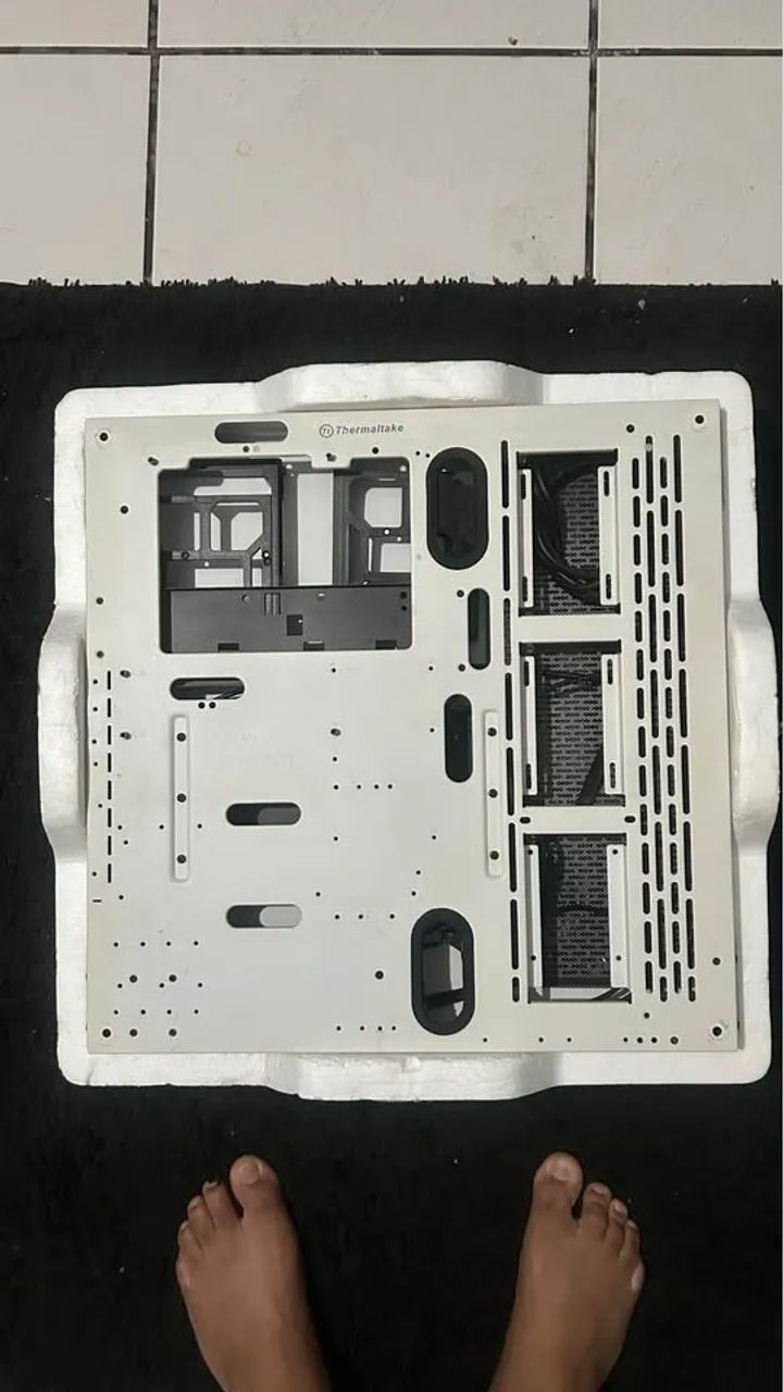 Gabinete thermaltake core p3 - Foto 4