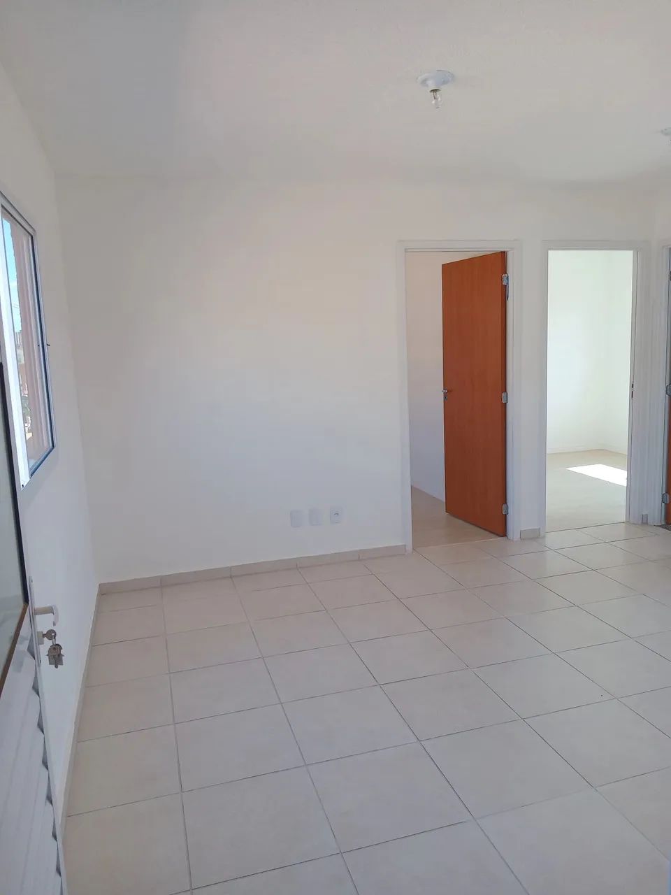 Alugo apartamento na ocidental 