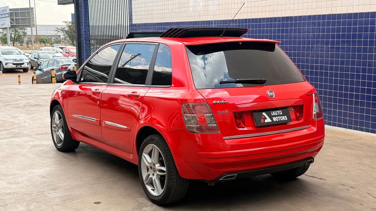 Fiat Stilo Dualogic 1.8 Sporting Flex 8V 5P 2010 - Foto 3