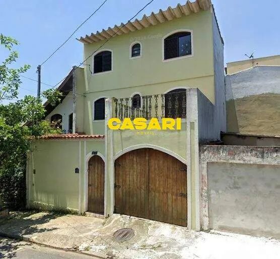 Sobrado com 3 dormitórios para alugar, 200 m² - Nova Petrópolis - São Bernardo do Campo/SP