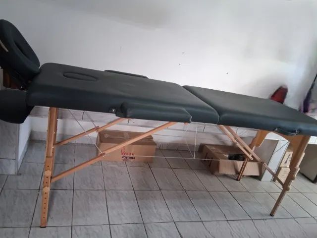 MACA PORTATIL EM MADEIRA SEMI NOVA - SUPORTA 250KG - RETIRAR NO LOCAL