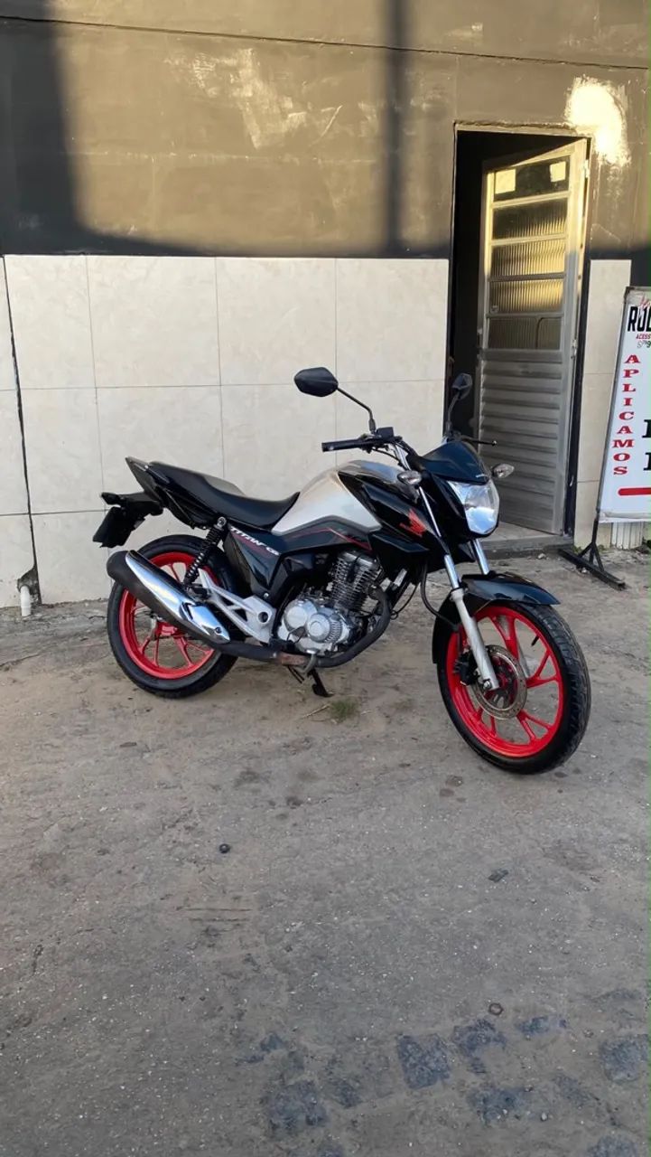 Alugo moto 160 titan