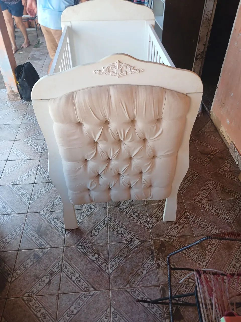 Berço entrego 300 reais 