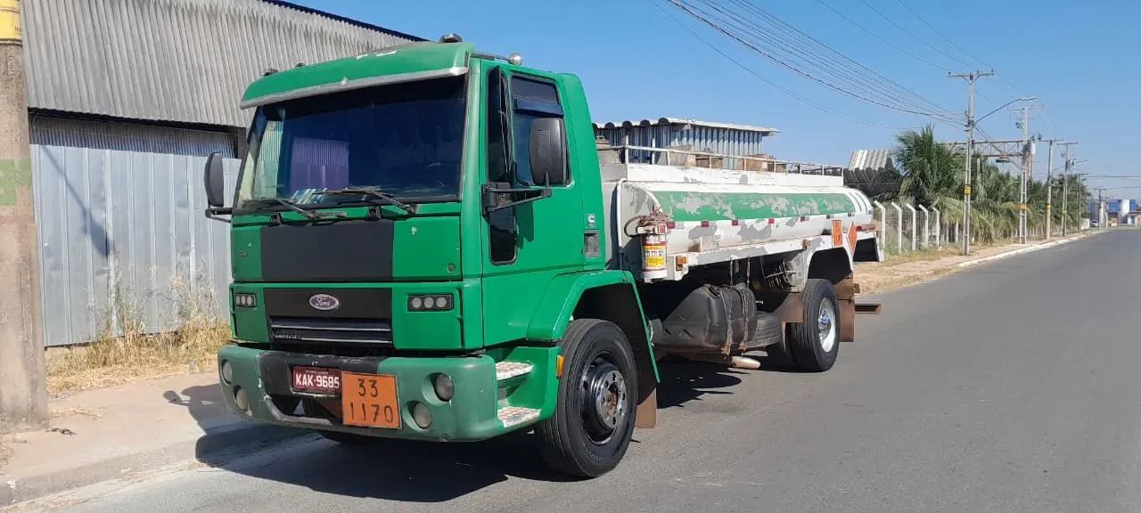 Caminhao Ford Cargo Tanque Combustível  - Foto 4