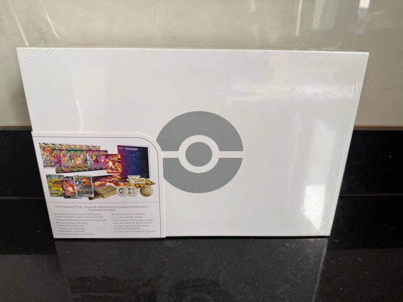 Ultra Premium Collection Charizard  - Foto 2