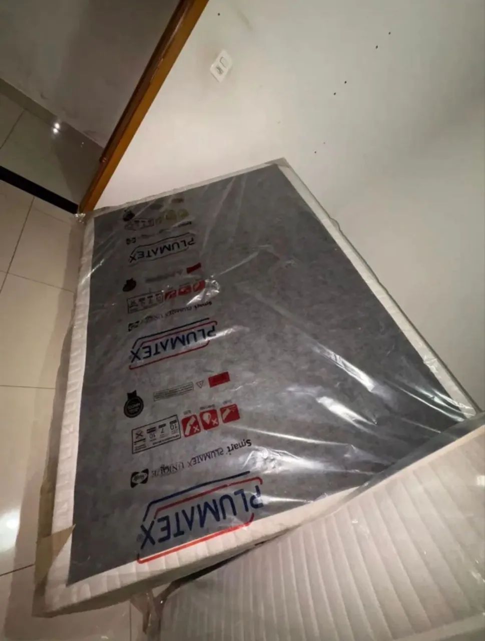 Cama box plumatex 
