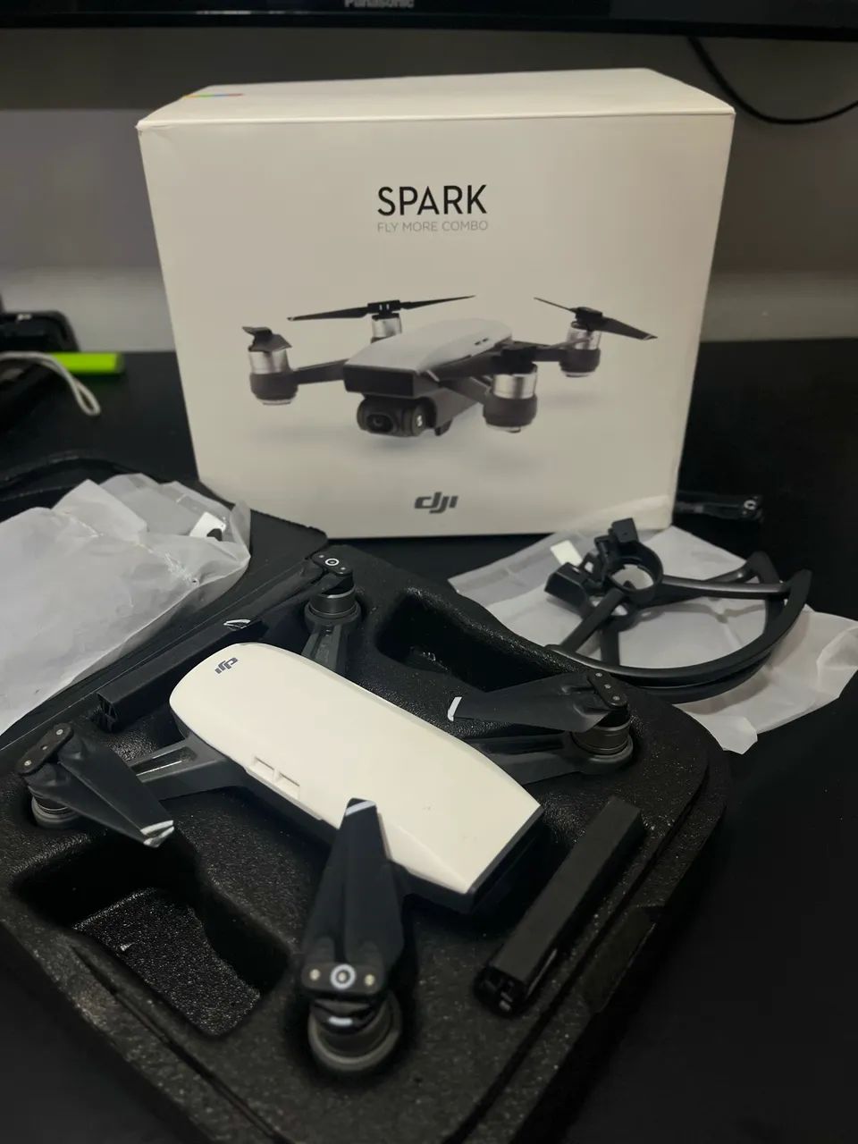 DJI Spark Fly More Combo - Completo | 2 Baterias + Controle