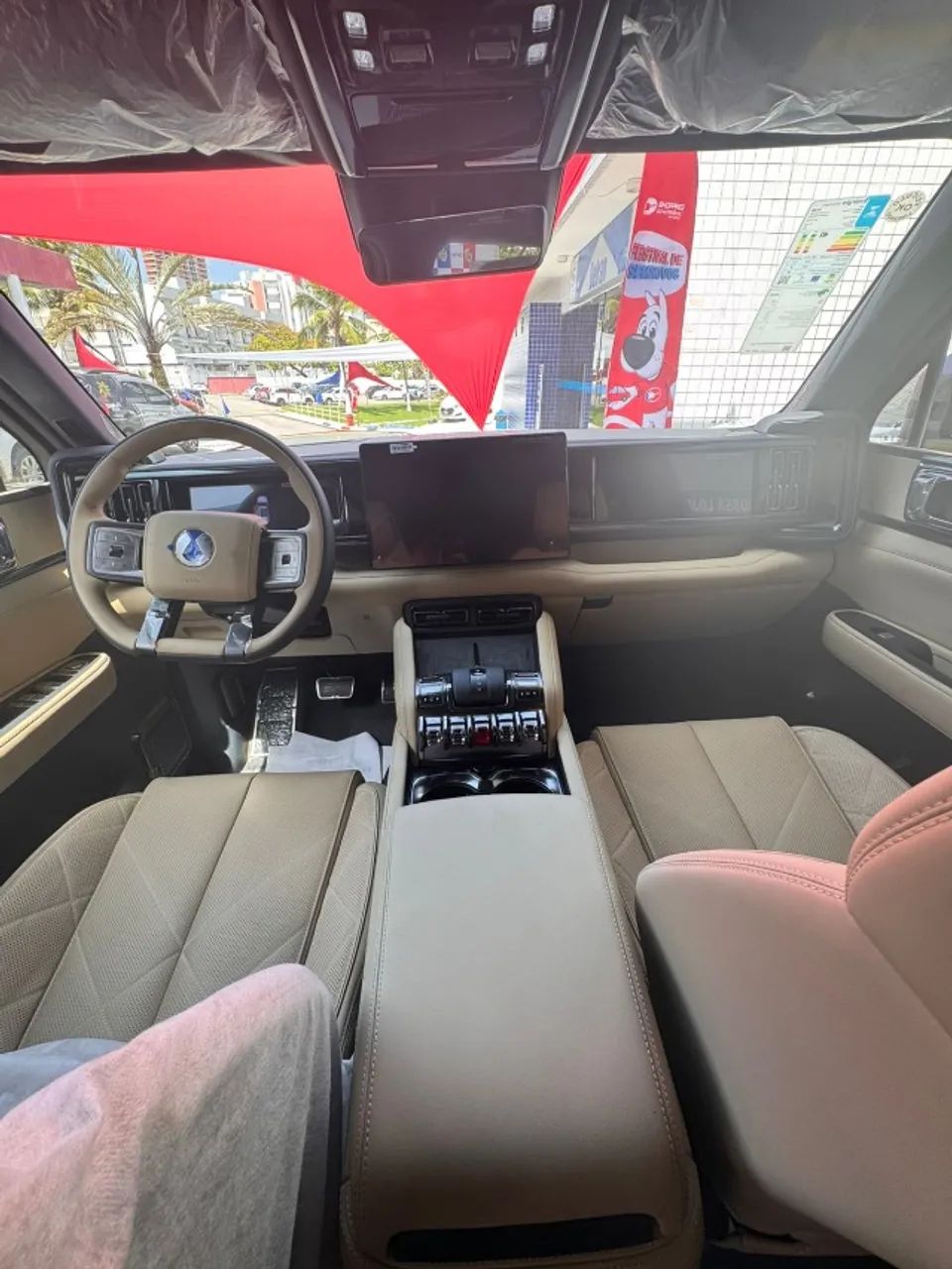 Denza B5 4WD, foto 6 de 9