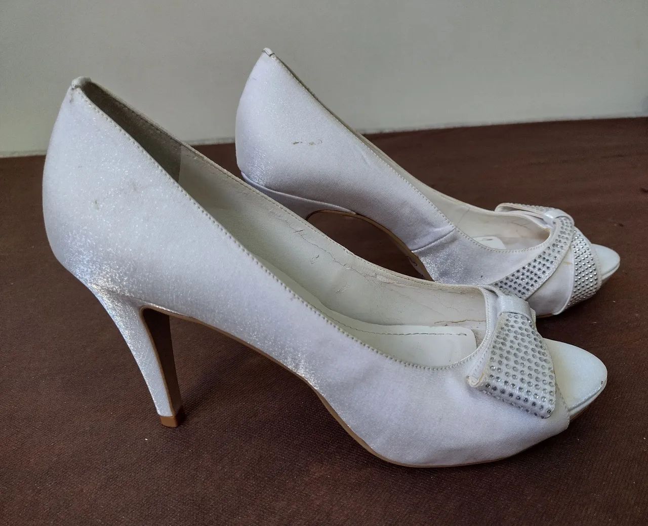 Sapato salto branco - Foto 2