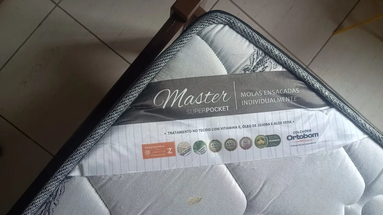Cama casal em bom estado + colchão  - Foto 4