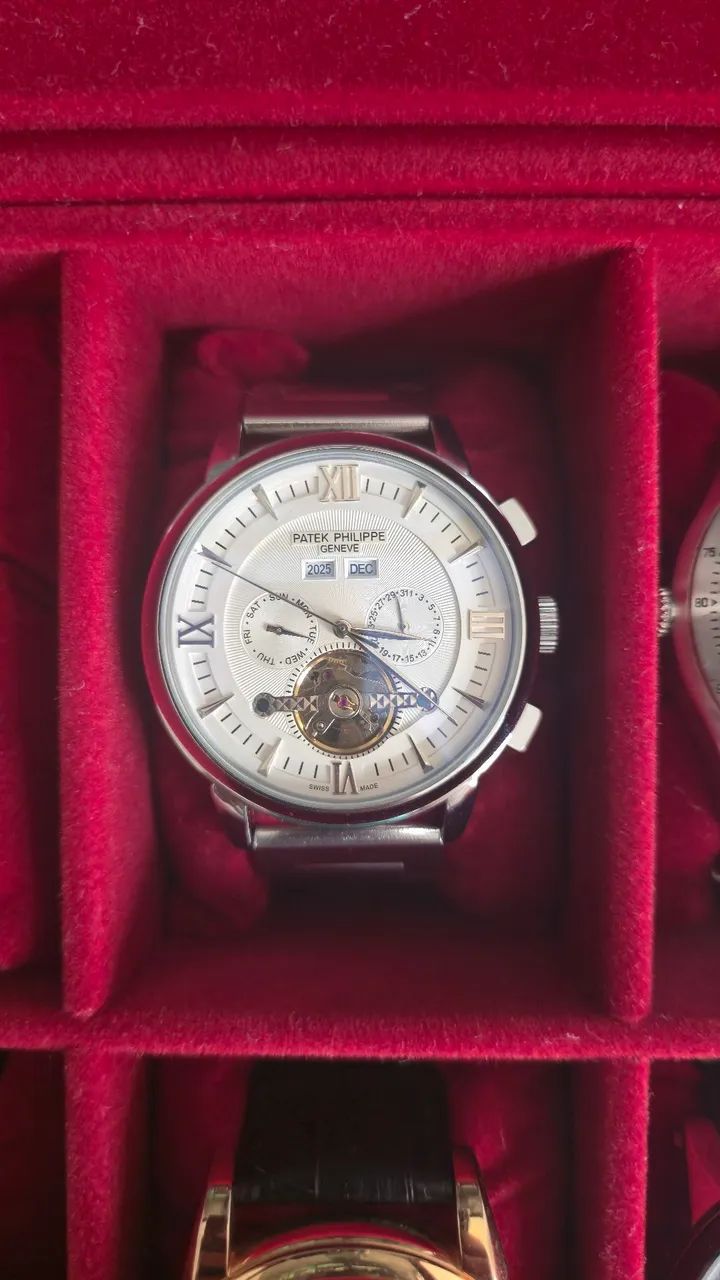 Relógio Patek Philippe automático - usado 