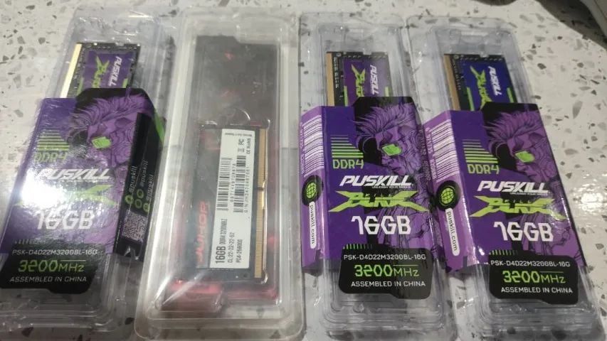 memoria 16 gigas lacrada notbook(cada)