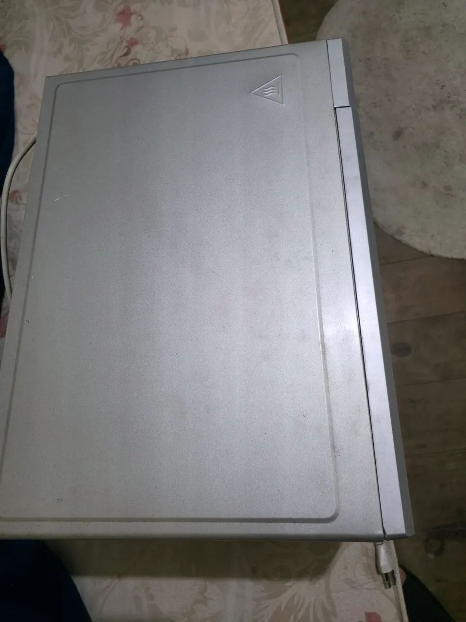 Vende-se microondas LG espelhado 30L - Foto 4
