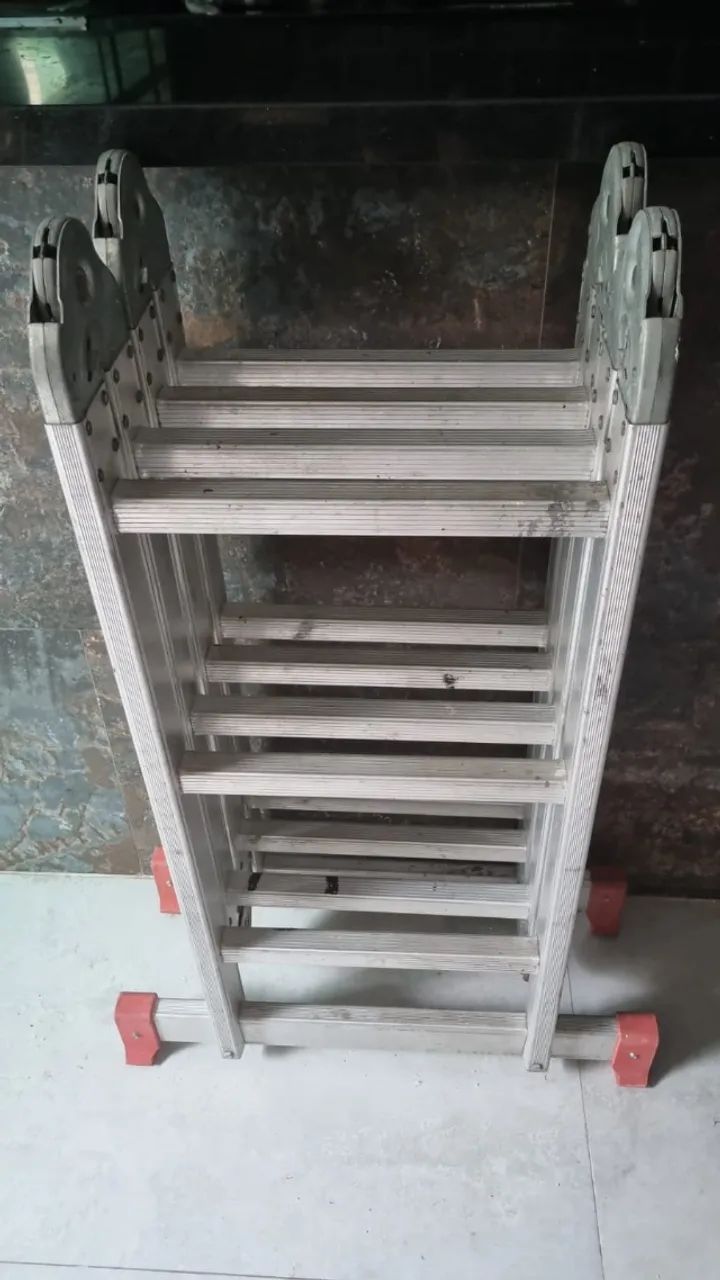 Escada dobrável