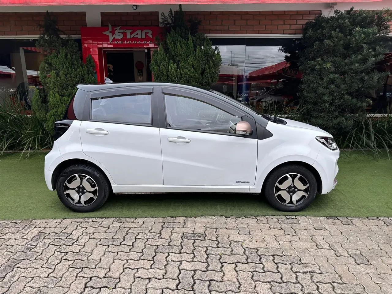 JAC E-Js1 e-JS1 62cv 5p Aut. (Elétrico) 2025