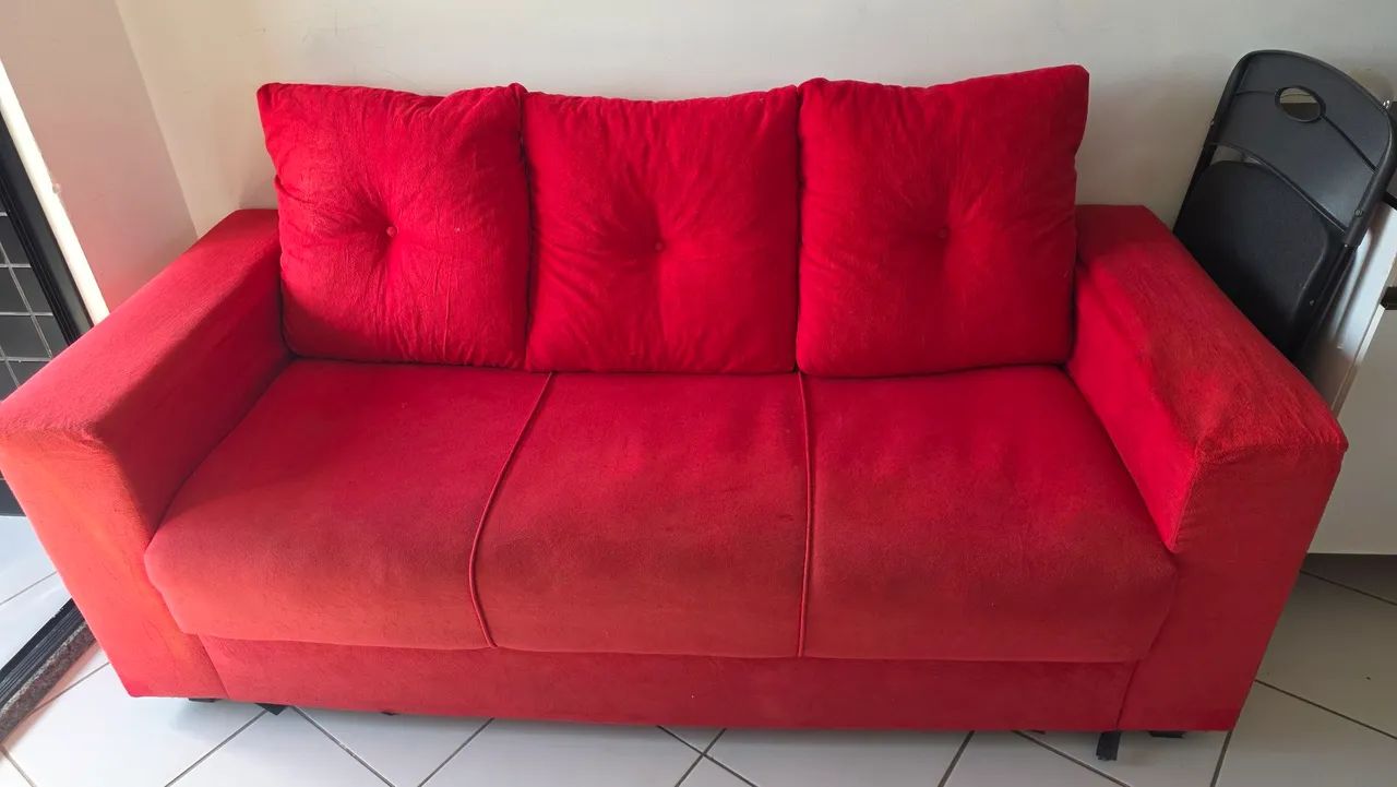 SOFÁ 3 LUGARES VERMELHO