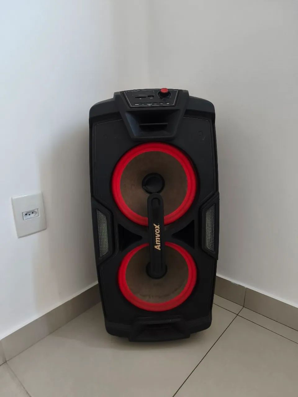 Caixa de som via bluetooth 