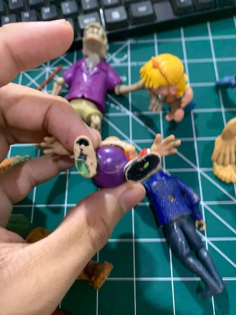 11 brinquedos por 80,00 reais bonecos diversos/ action figures - Foto 3