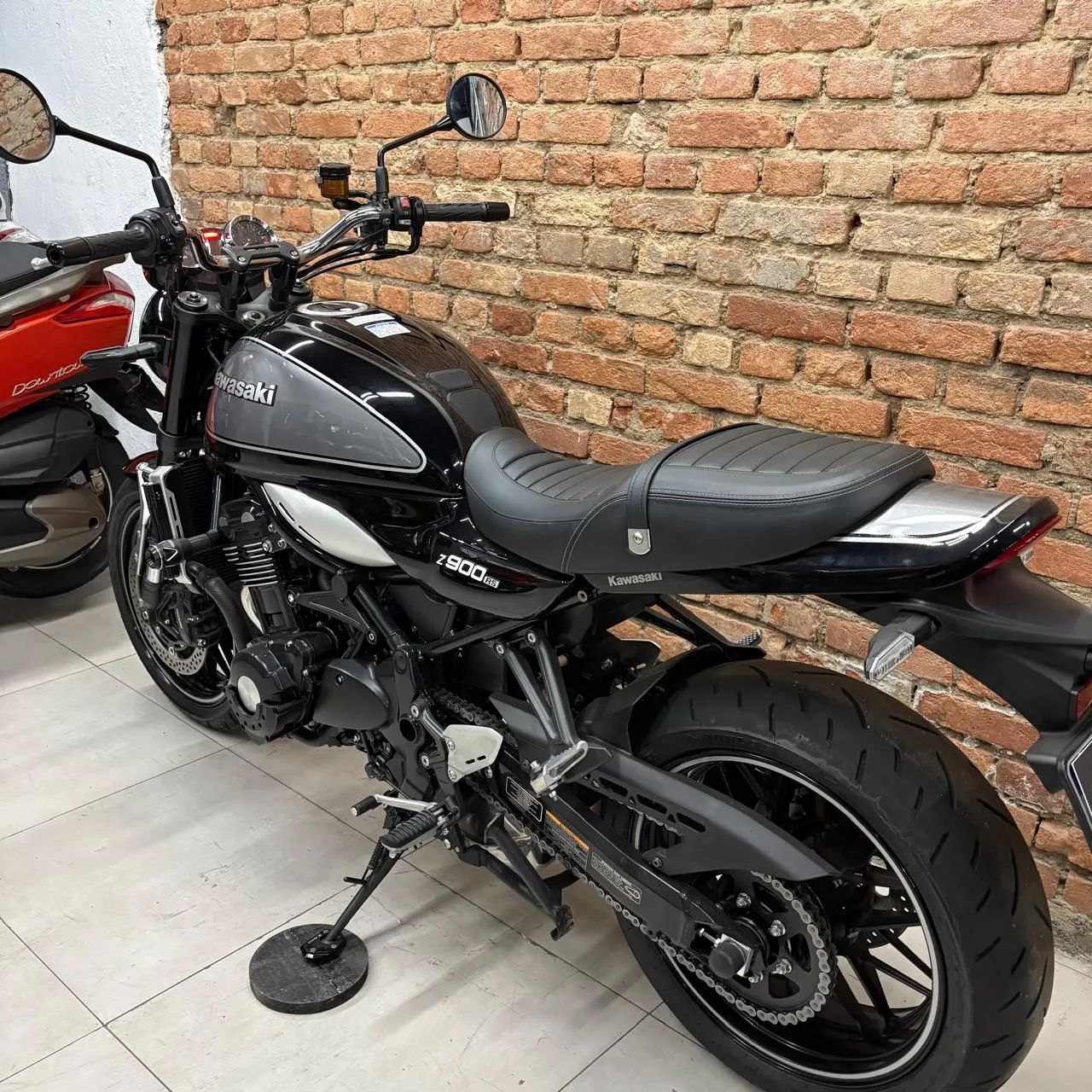 Kawasaki 900 - Foto 2