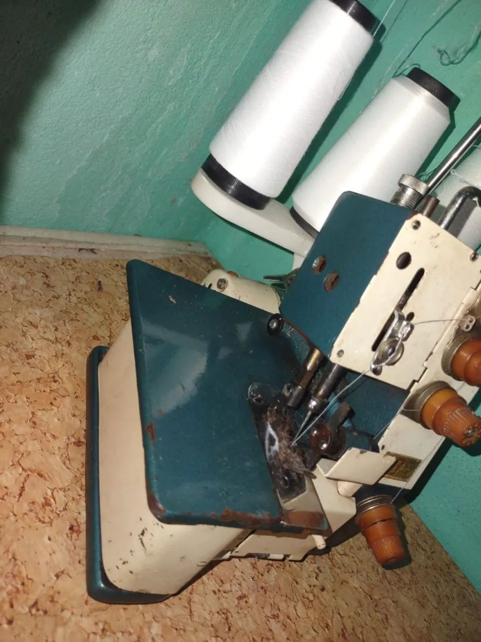 Maquina Overloc - Foto 5