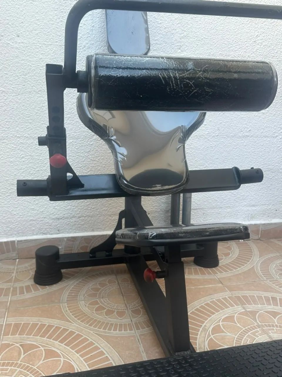 Maquina de Elevação Pélvica Glúteo e Lombar - Foto 2