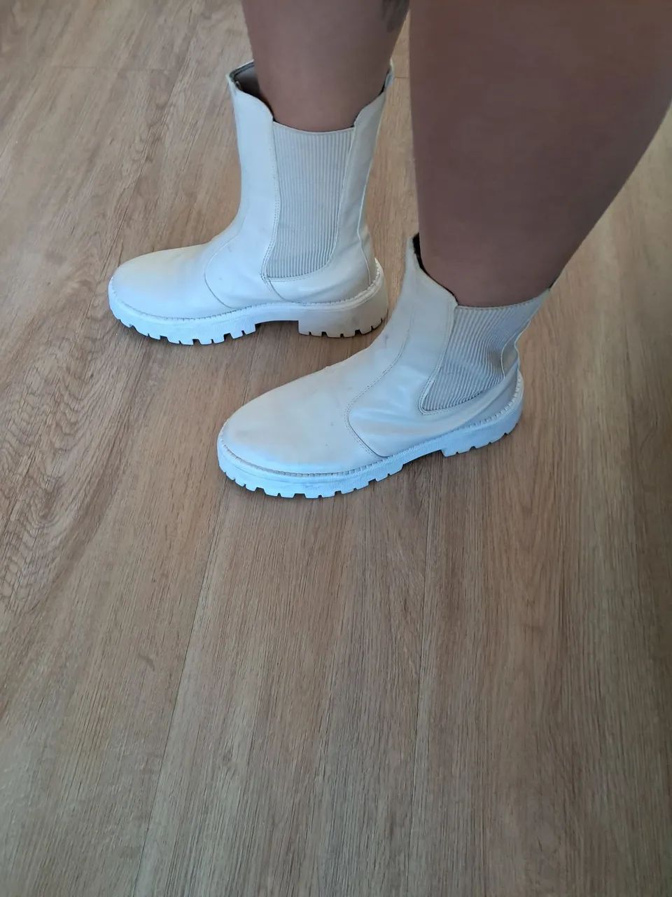  Imperdivel Bota Tratorado Off White  - Foto 3