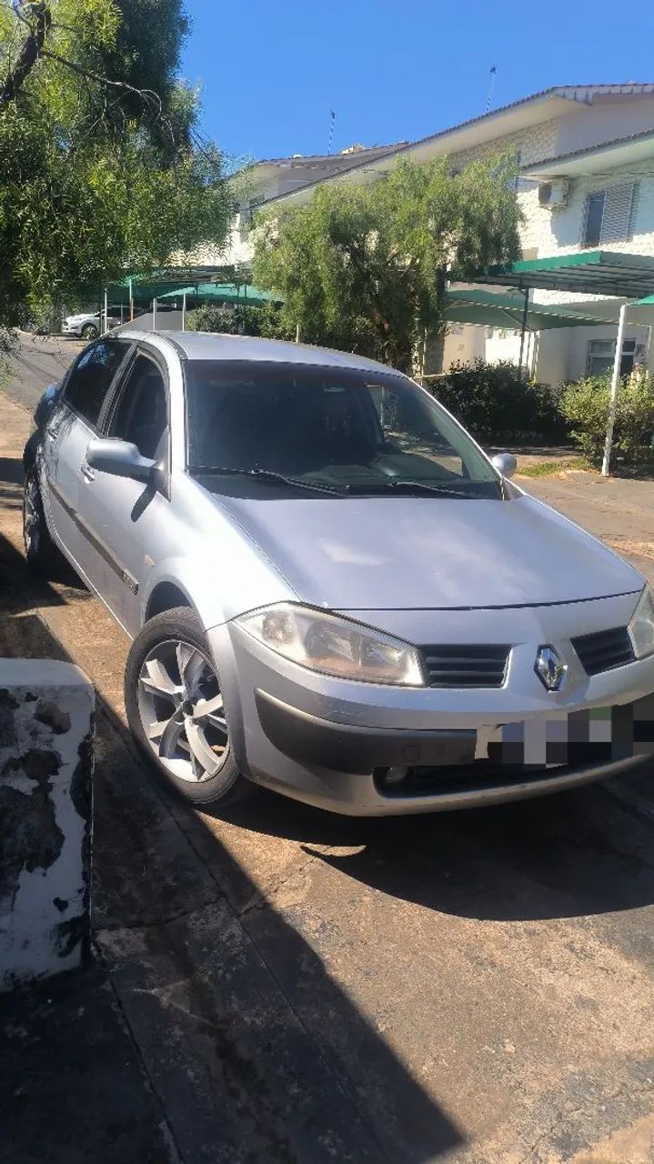 Renault Megane Megane Sedan Dynamique 2.0 16V Mec. 2007