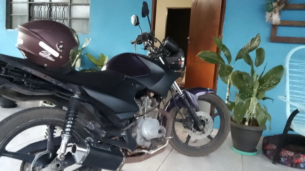 Moto entregador disponível 